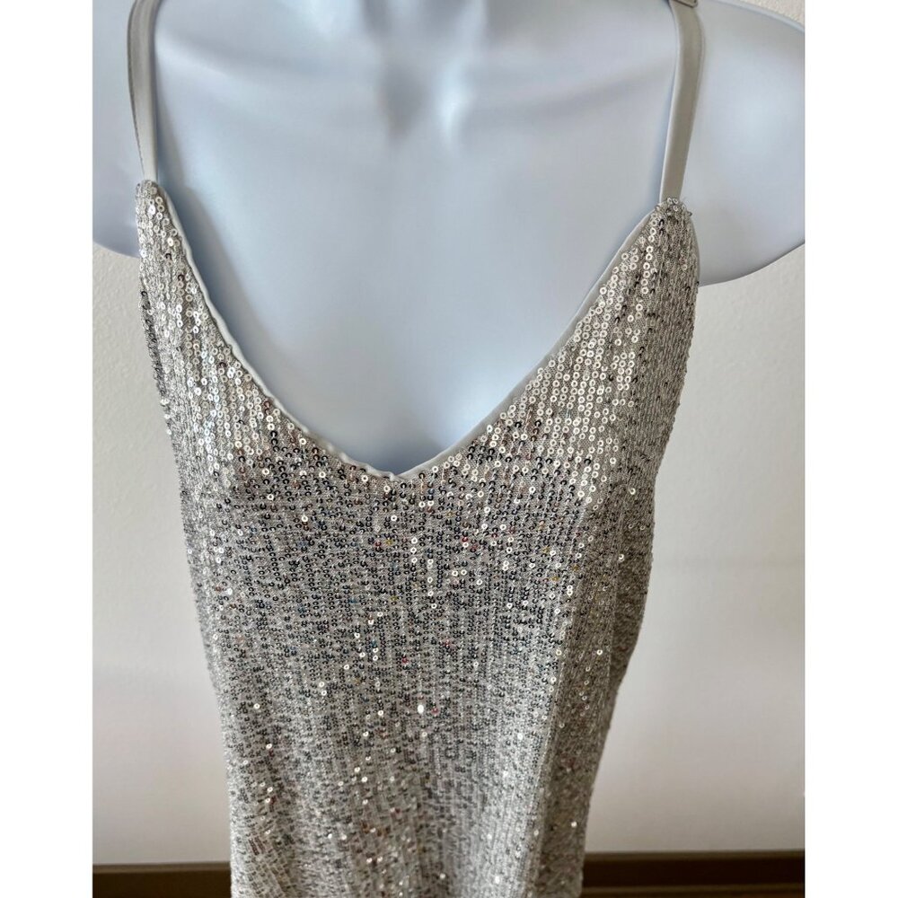 Torrid Tank Top SZ 0 Silver Sequin V-Neck Sparkly Going Out Festival Disco-core - Picture 7 of 10